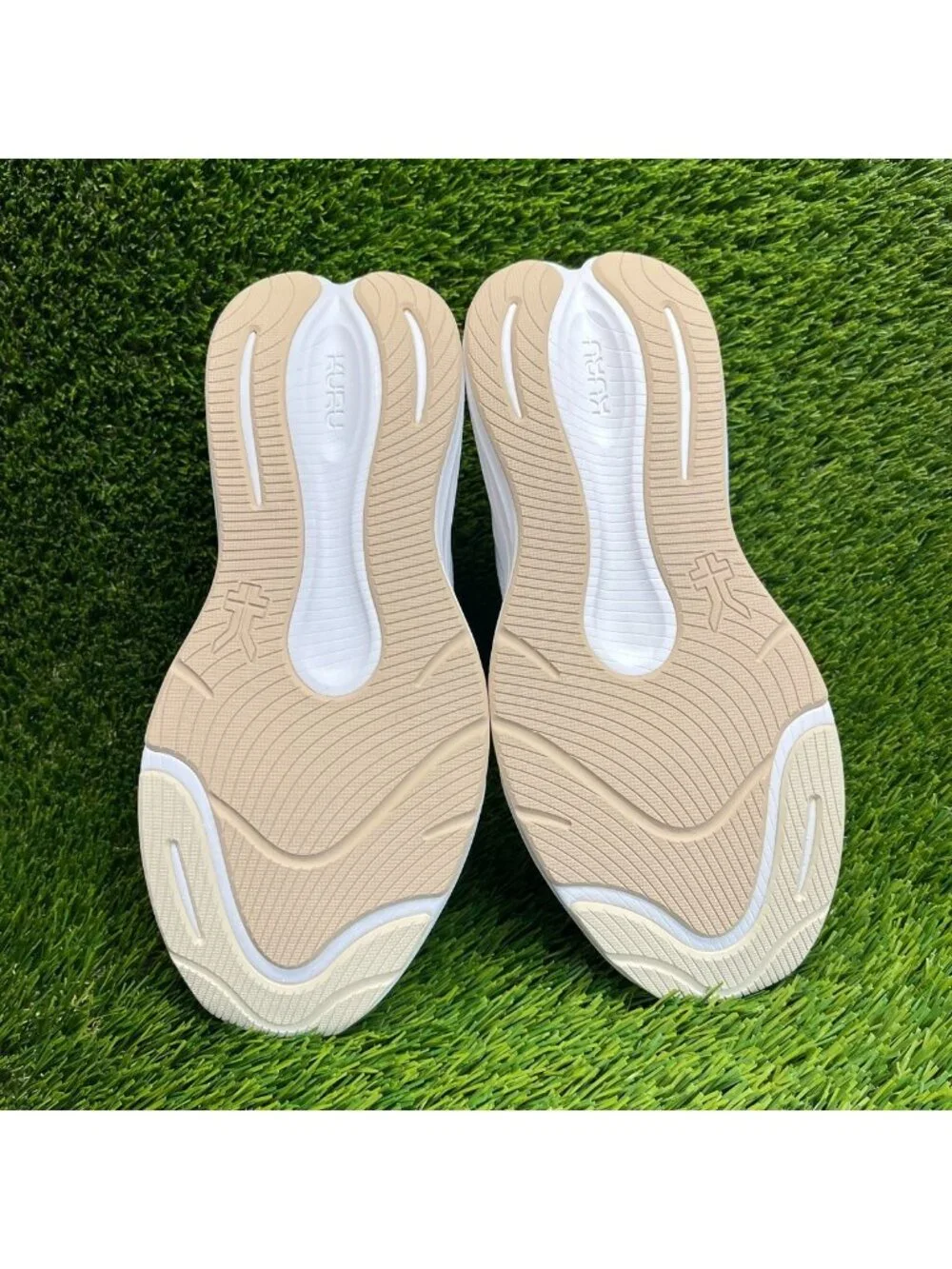 Kuru Atom 2 Womens Size 7.5 White Beige Athletic Running Walking Shoes Sneakers